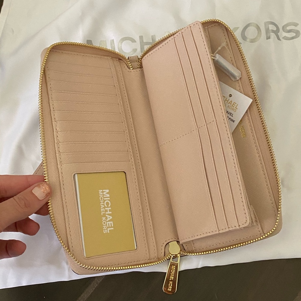 Michael Kor’s Wallet